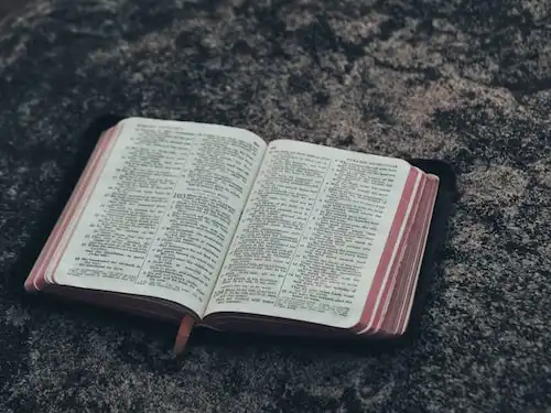 Versets Bibliques sur Leadership dans l'église